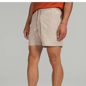Lululemon Men’s Bowline 5” Shorts